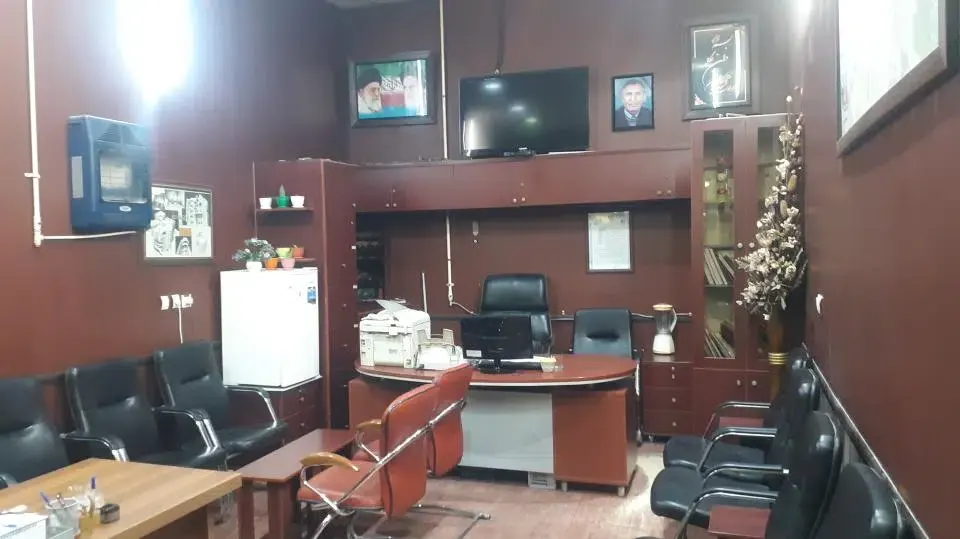 مشاور املاک 20