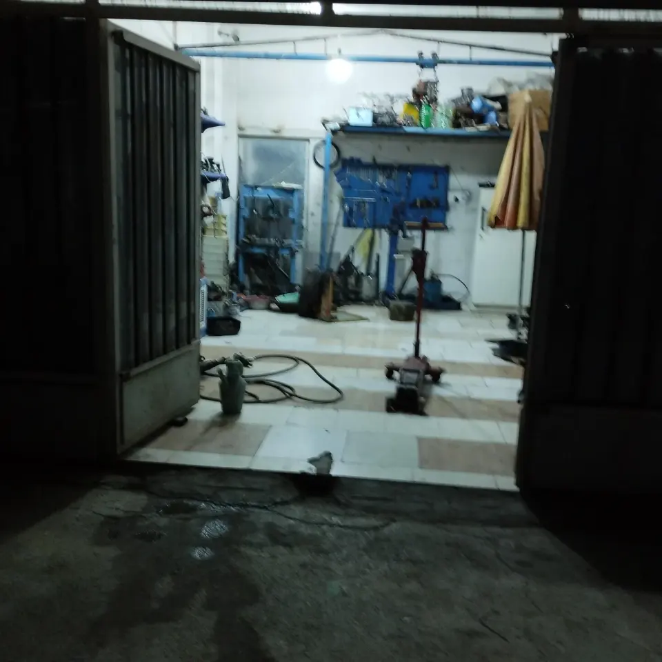 تعمیرگاه مکانیکی پاسارگاد
