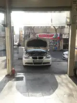 تعمیرگاه تخصصی بنز و بی ام و برادران
