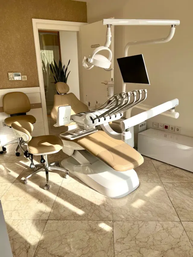 مطب دکتر آرش علیزاده