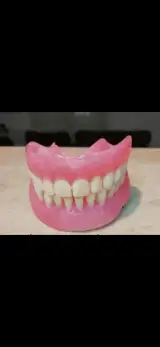 دندانسازی آیت پیرهادی