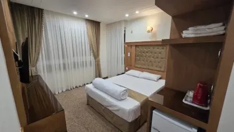 هتل توحید