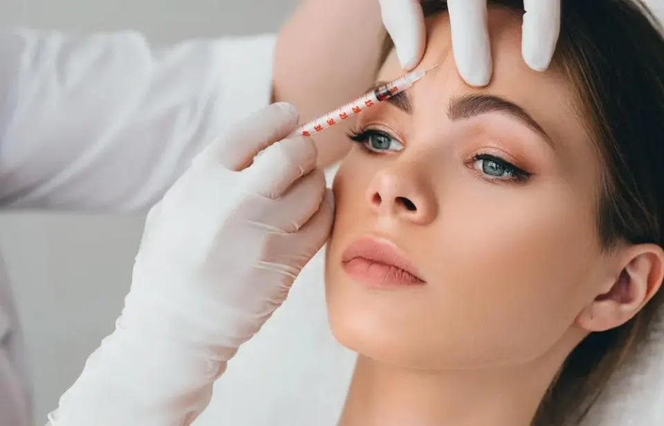 کلینیک زیبایی آنا طب در تبریز
