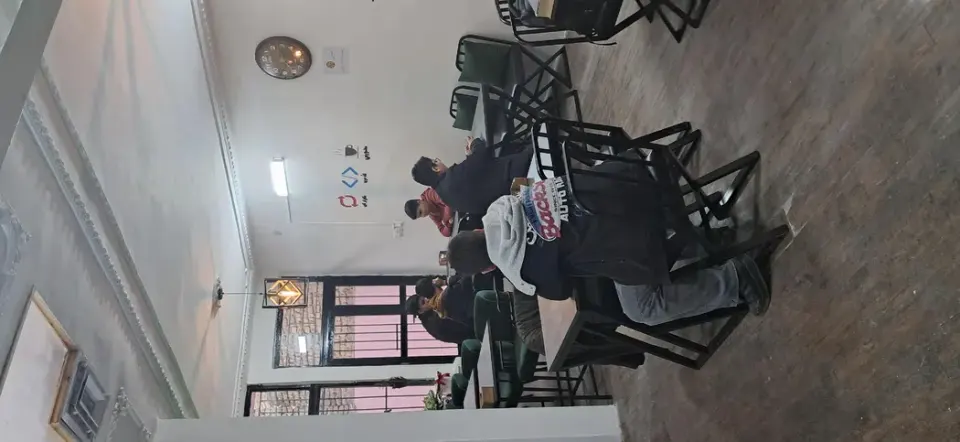 کافه کد کتاب در وکیل‌آباد مشهد