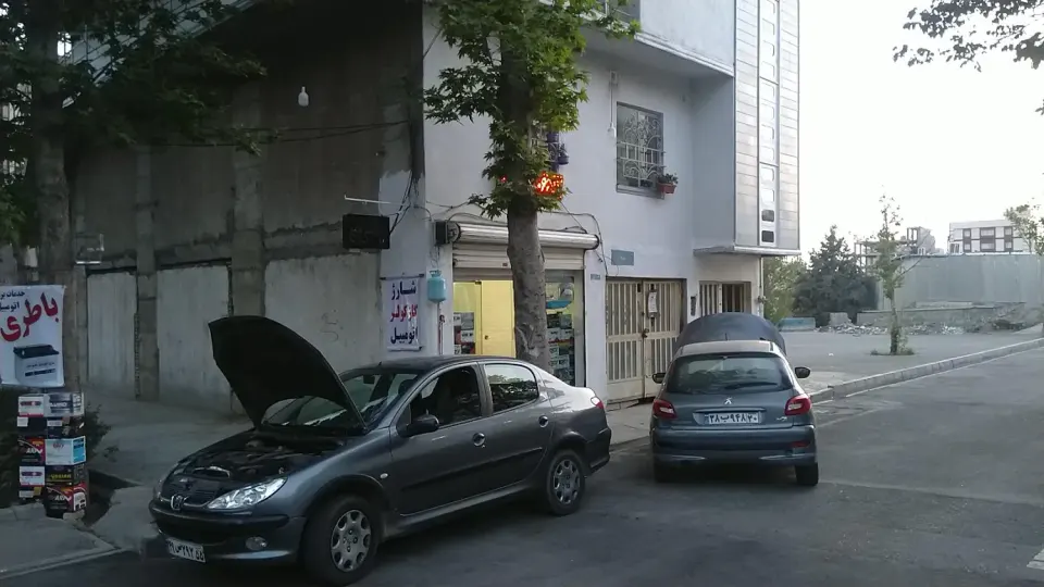 باطری سازی و برق خودرو عمو صفر