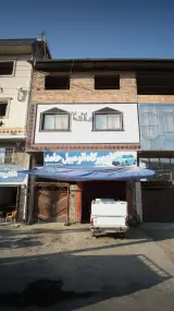 تعمیرگاه اتومبیل حامد