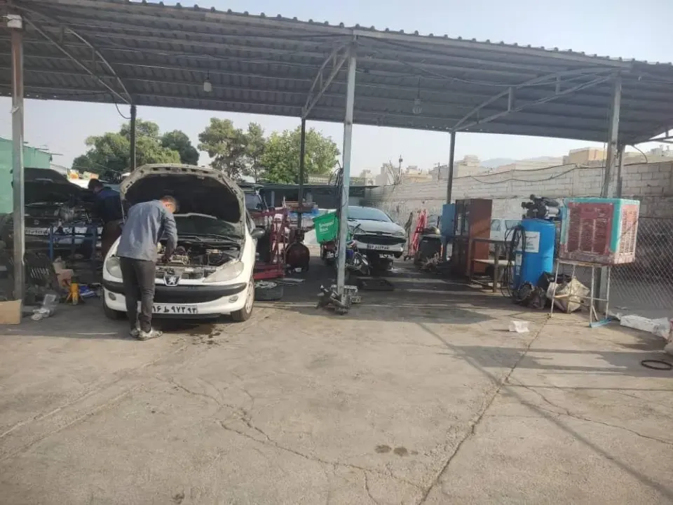 تعمیرگاه اتومبیل ارین