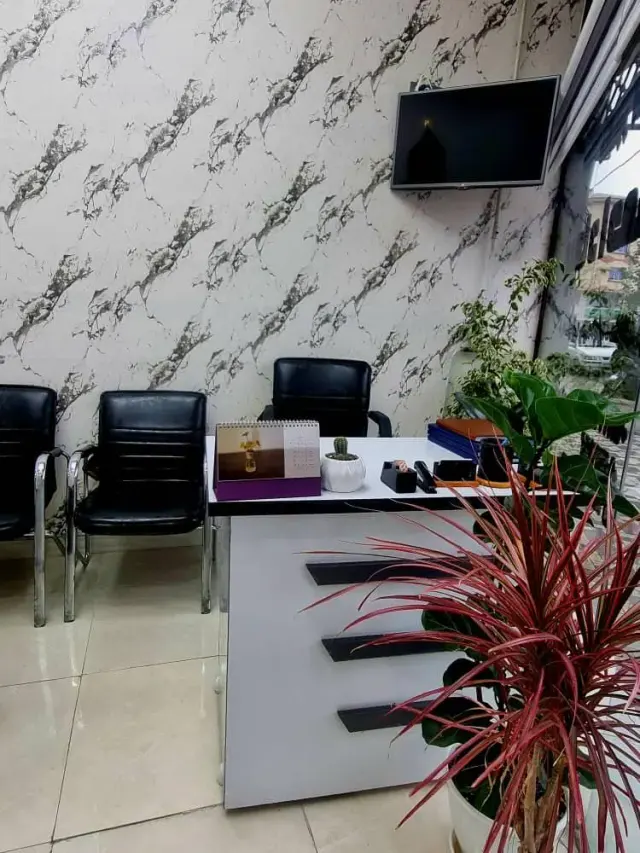 مشاور املاک میعاد احمدزاده