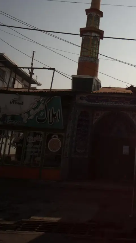 املاک منوچهر