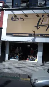 دکتر عاطفه ضیائی متخصص زنان