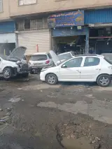 تعمیرگاه تخصصی و امدادد خودرو پایتخت رضابی رنگ