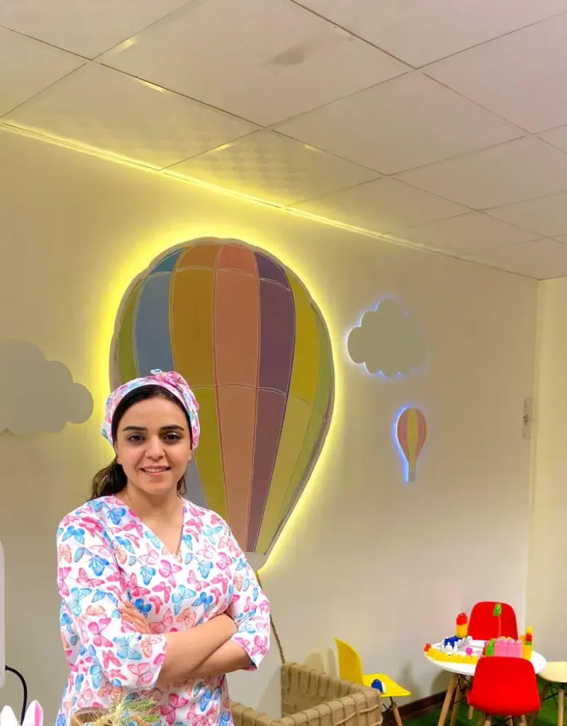 دندانپزشکی کودکان دکتر نگار بزاز
