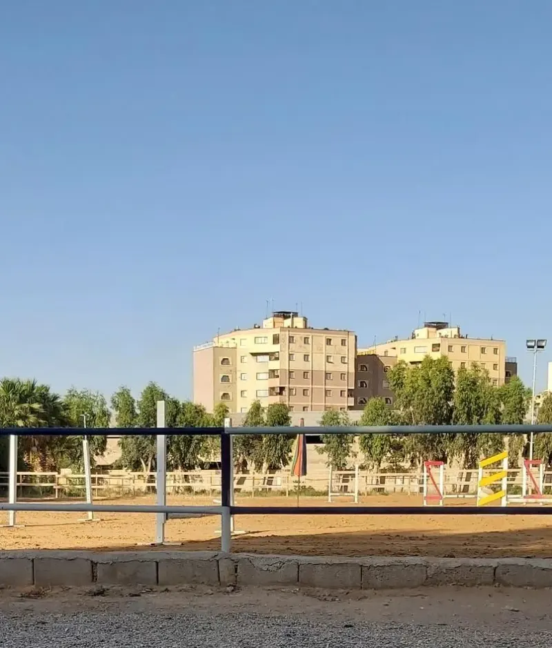 باشگاه سوارکاری عقاب