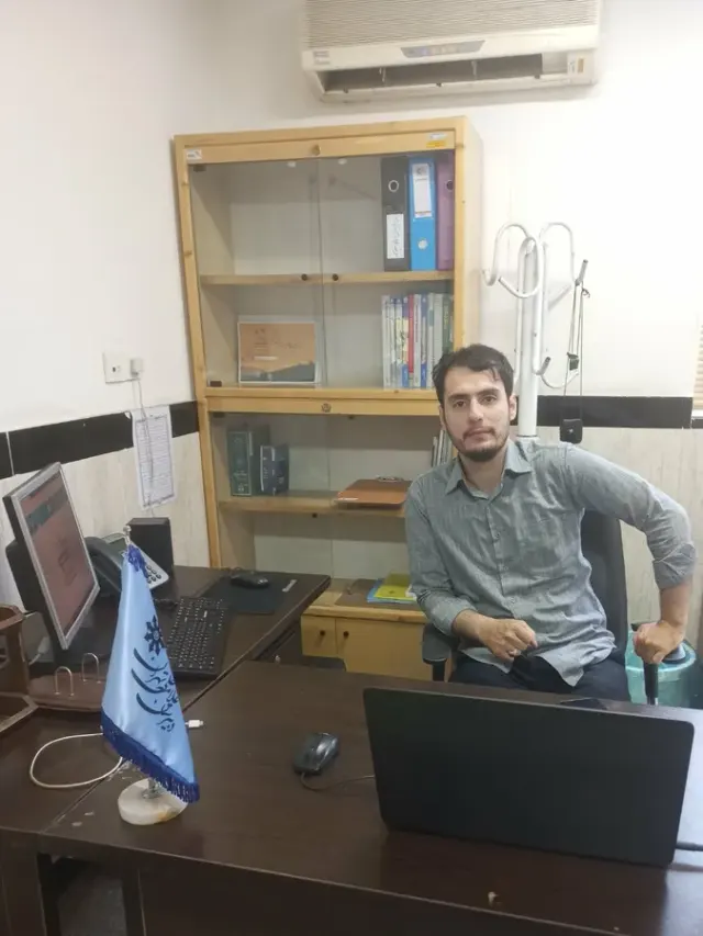 مشاور کنکور و انتخاب رشته مردی