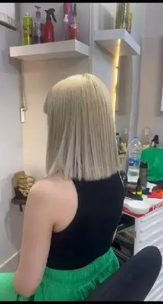 خدمات زیبایی چهره سازان