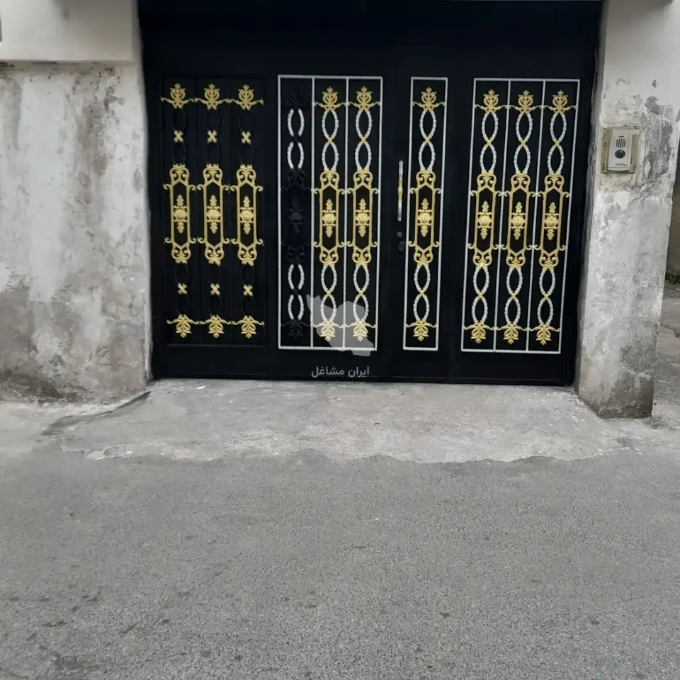 جوشکاری درب و پنجره سازی و آهنگری ساختمان فرح بخش در رشت