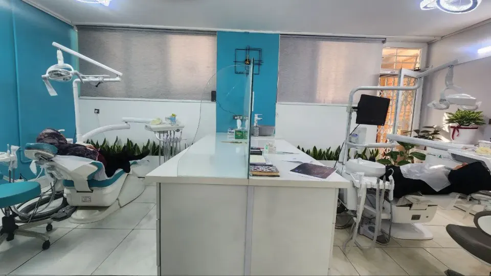 مطب دندانپزشکی دکتر زینب اسدی در مشهد