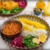 تهیه غذا قیمه بوشهری و قورمه سبزی کیلویی
