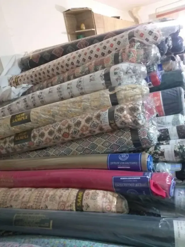 خرید و فروش انواع پارچه