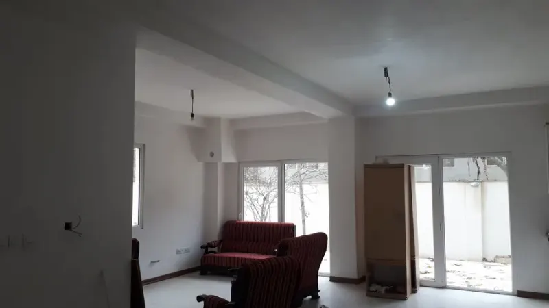 برقکار ساختمان کیومرث افراز