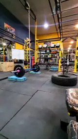 باشگاه بدنسازی ایلیا