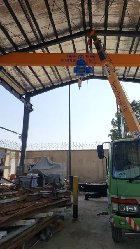 طراحی و ساخت جرثقیل سقفی محسن رادمهر