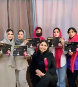 سالن زیبایی و آرایشی زارا