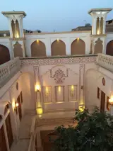 هتل سنتی نه چم (خانه تاریخی عادل سابق)