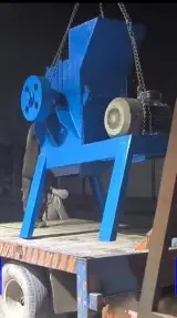 ساخت انواع ماشین آلات صنعتی مرادی