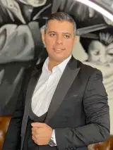 .آرایشگاه مردانه فرشاد بیگ