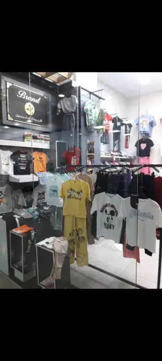 گالری پوشاک کودک و نوجوان برند