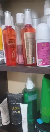 پخش عمده و جزیی محصولات بهداشتی.مراقبت پوست و مو و بدن