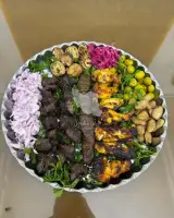 رستوران و بیرون بر گیلان شاه در زیباکنار