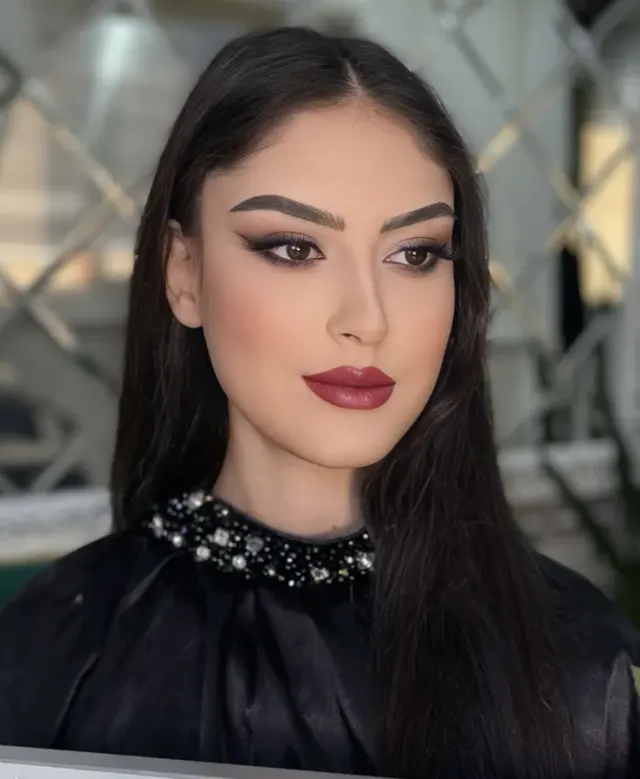 سالن vipآس بیوتی پاکدشت