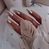 سالن تخصصى كاشت ناخن و مژه مهسا ميرواسع