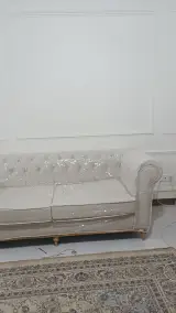کاور مبل پایتخت