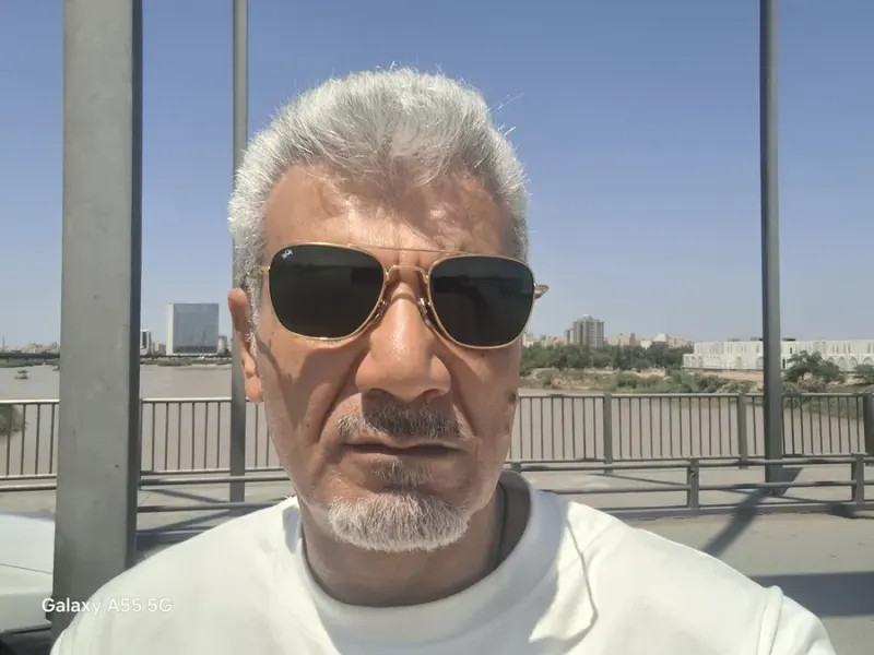 راننده ترانزیت تریلر سراسر جهان احمد