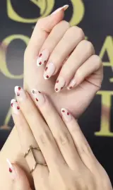 کاشت ناخن یاسمین