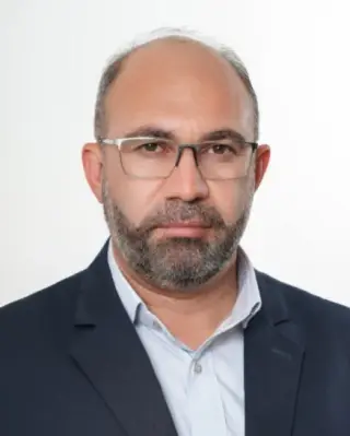 وکیل علی ابراهیمی