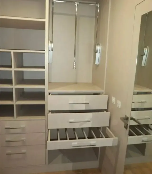 عباس غلامی