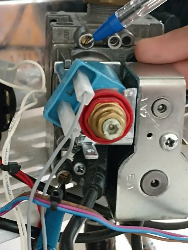 پکیج و آبگرمکن منصوری