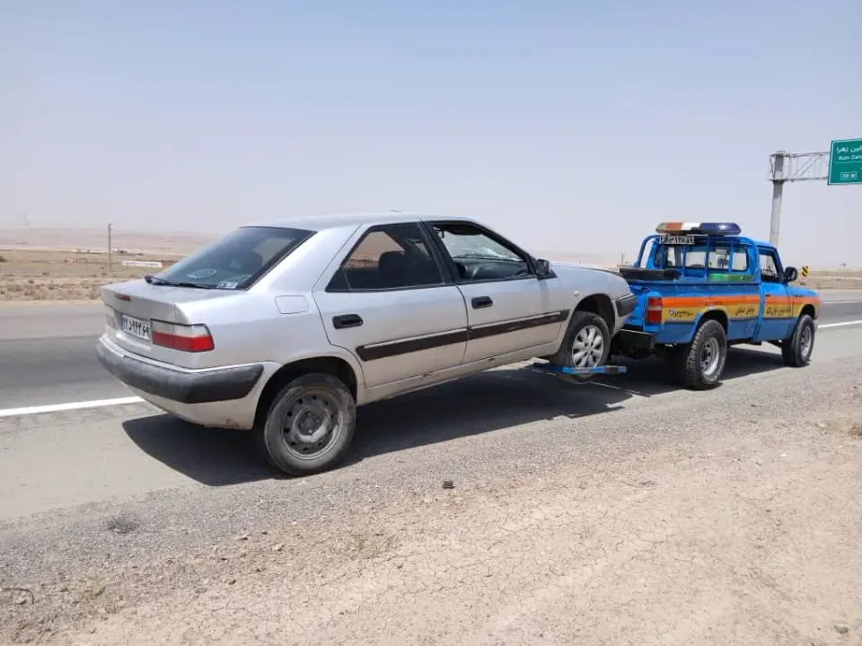 امداد خودروی ایران تاک