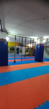 باشگاه ورزشی اهورا