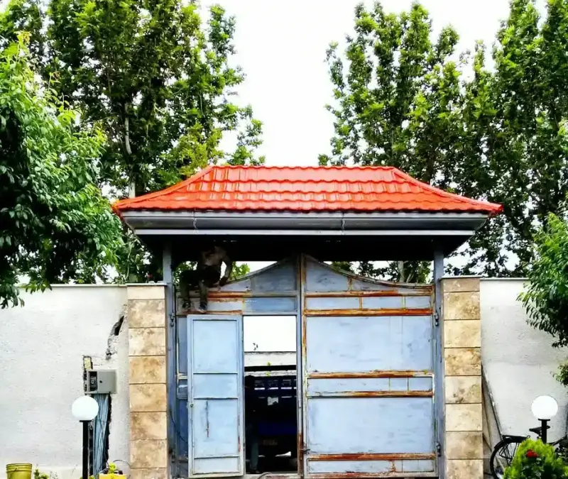 آهن مکان