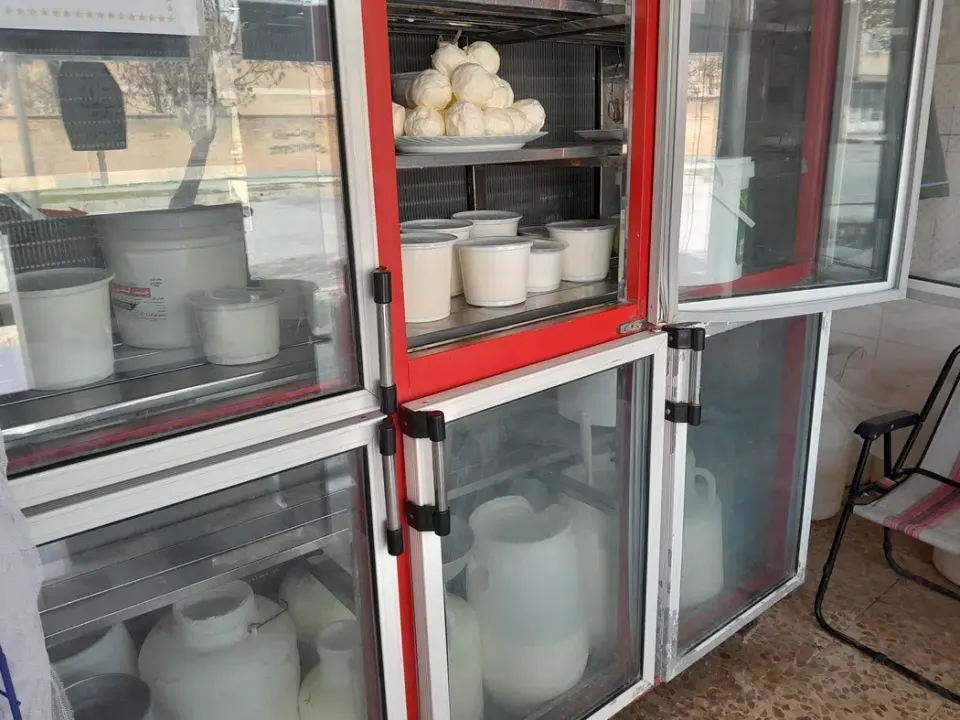 لبنیات محلی بهزاد رضوانی