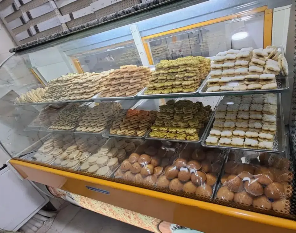 قنادی (شیرینی سرای) شیرینک