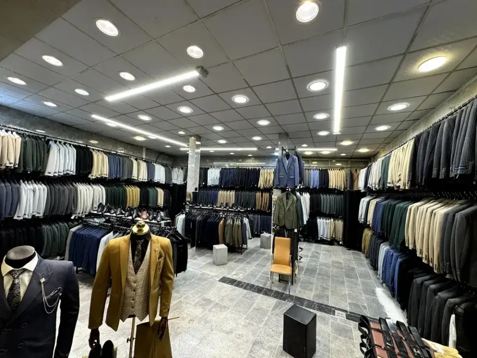 کت و شلوار عمارت
