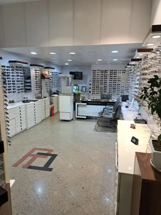 عینک نادر