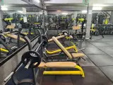 باشگاه بدنسازی ساندو