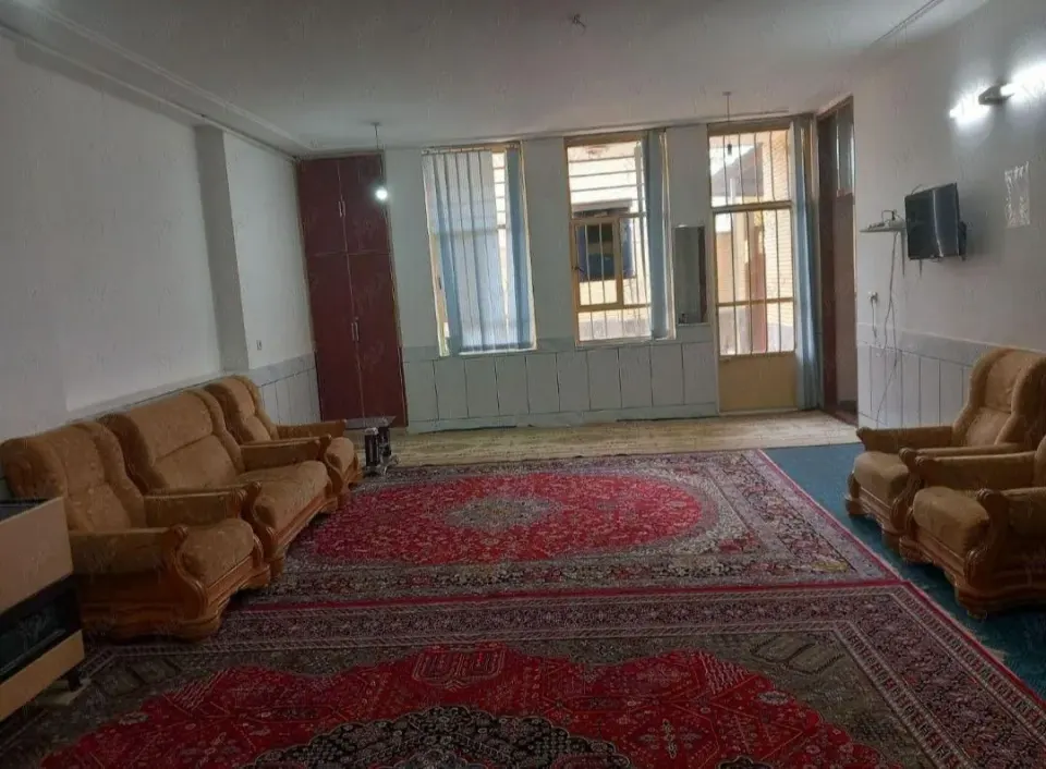 خانه مسافر یزدان درشهرکرد